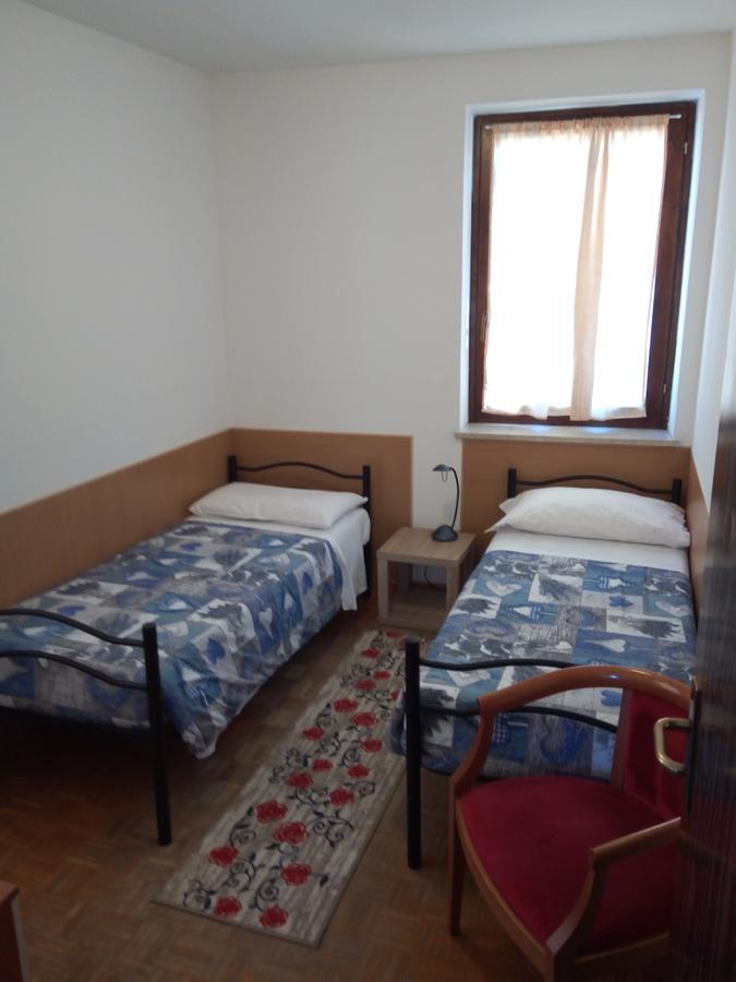 Alloggio Ponte Dei Cavalleggeri Hotel Trydent Zewnętrze zdjęcie